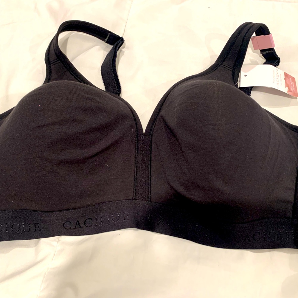 Black bra. Lightly lined no wire